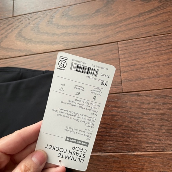 Athleta NWT crops - Picture 4 of 6